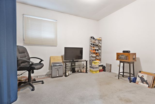 17481 Eastgate Drive, Country Club Hills, IL 60478