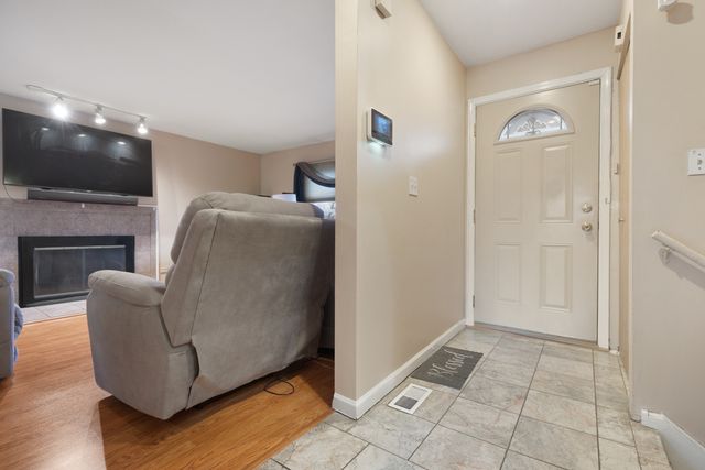 17481 Eastgate Drive, Country Club Hills, IL 60478