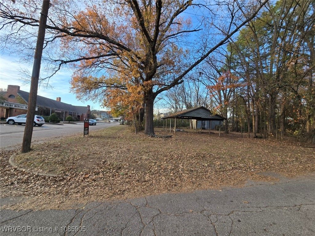 319 S 9th Street 319 S 9th Street