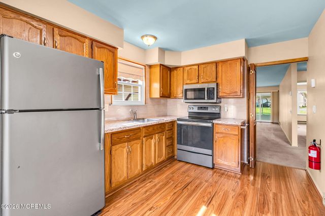 20 Amesbury Road B, Whiting, NJ 08759