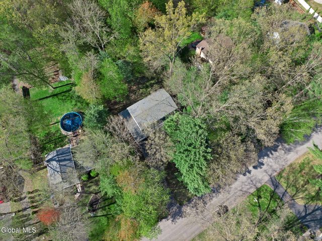 24 Huntwood Drive, Clifton Park, NY 12065