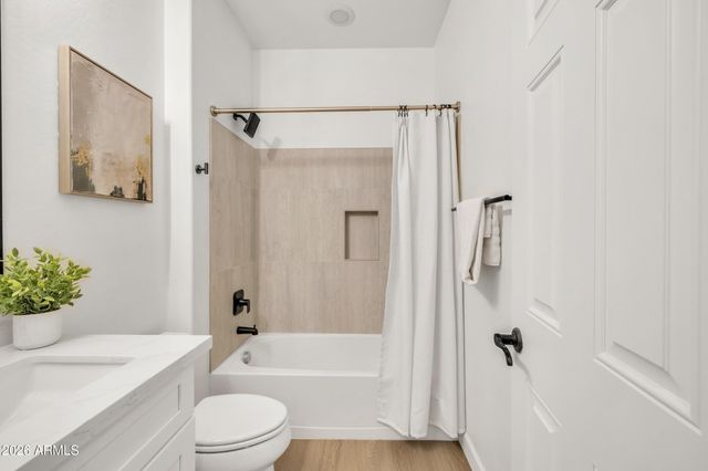 4126 E RAWHIDE Street, Gilbert, AZ 85296