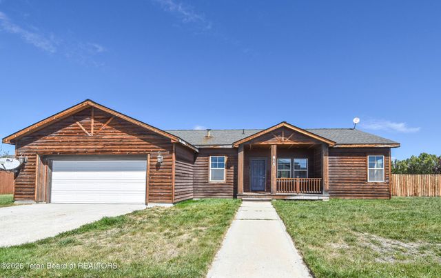 815 DRIFTWOOD Street, Pinedale, WY 82941 property photo