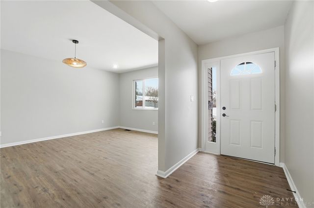 302 Highland Drive, Englewood, OH 45322