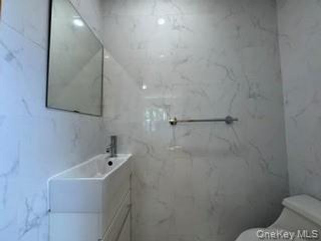 161-34 28th Avenue 3F, Flushing, NY 11358