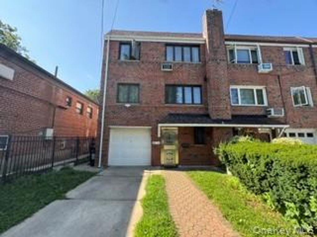 161-34 28th Avenue 3F, Flushing, NY 11358