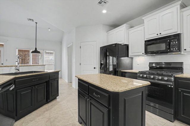 4651 E 144th Place S, Bixby, OK 74008