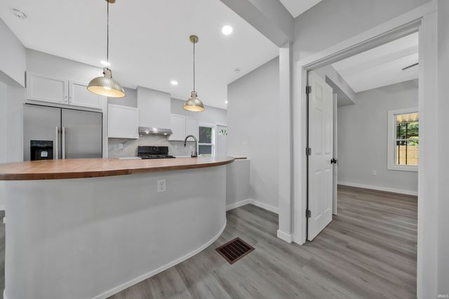 1625 E Indiana Street, Evansville, IN 47711