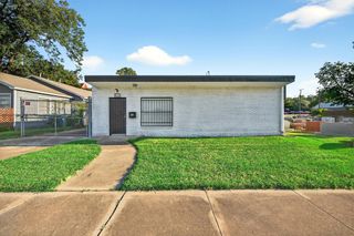 205 W Gandy Street, Denison, TX 75020