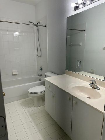 5168 SE Mariner Garden Circle, Stuart, FL 34997