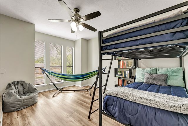 1516 Hawk Tree Drive C, College Station, TX 77845