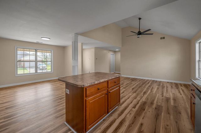 151 Newport Lane, Berea, KY 40403