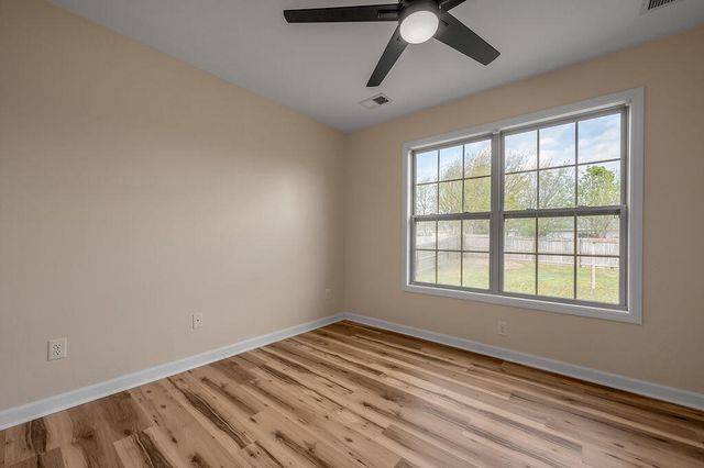 151 Newport Lane, Berea, KY 40403