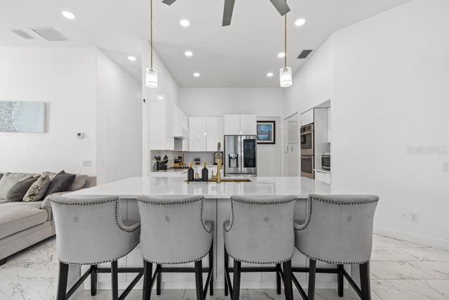 9229 WICKHAM WAY, Orlando, FL 32836