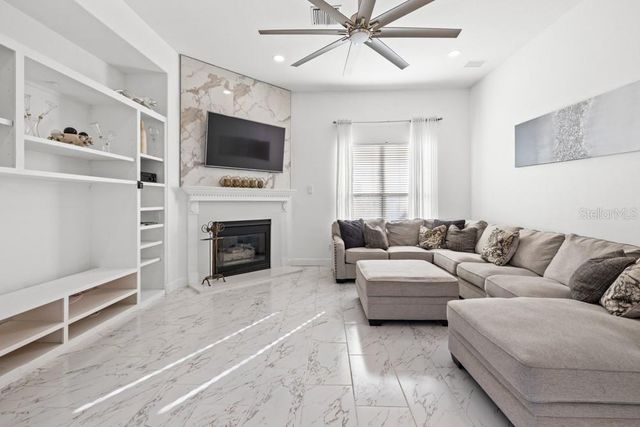 9229 WICKHAM WAY, Orlando, FL 32836