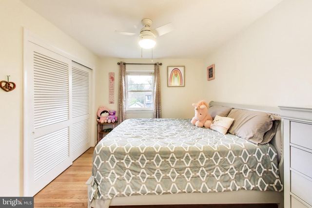 2319 N ROOSEVELT ST, Arlington, VA 22205