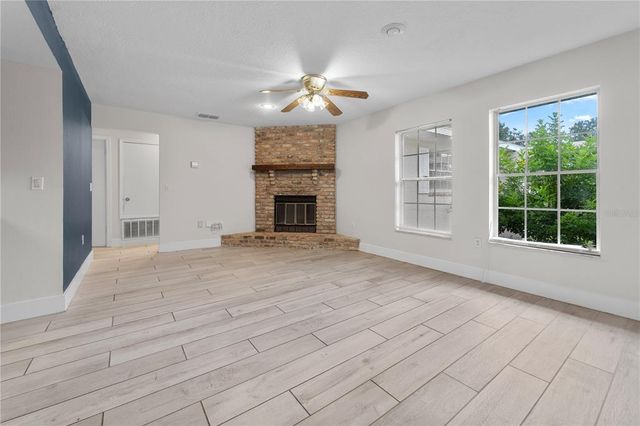 6261 SILVER GLEN COURT, Orlando, FL 32819