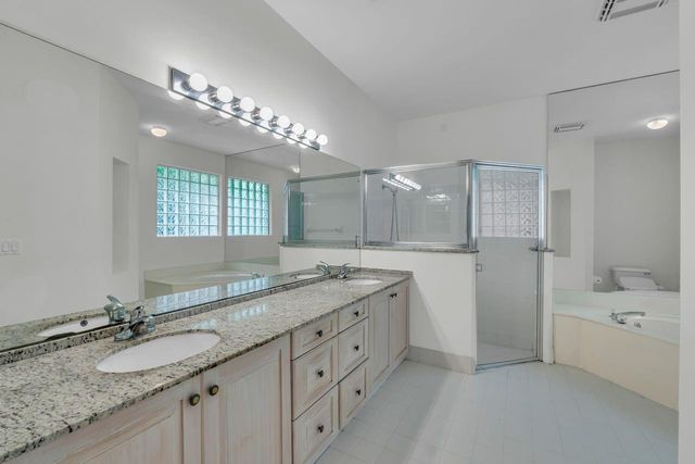 7665 NW 71st Ter, Parkland, FL 33067