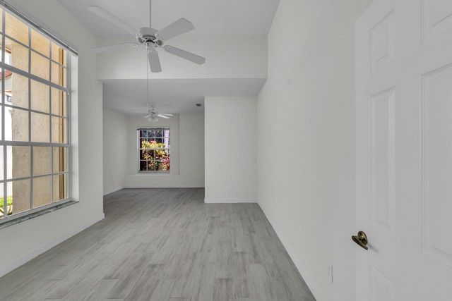 7665 NW 71st Ter, Parkland, FL 33067