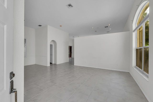 7665 NW 71st Ter, Parkland, FL 33067