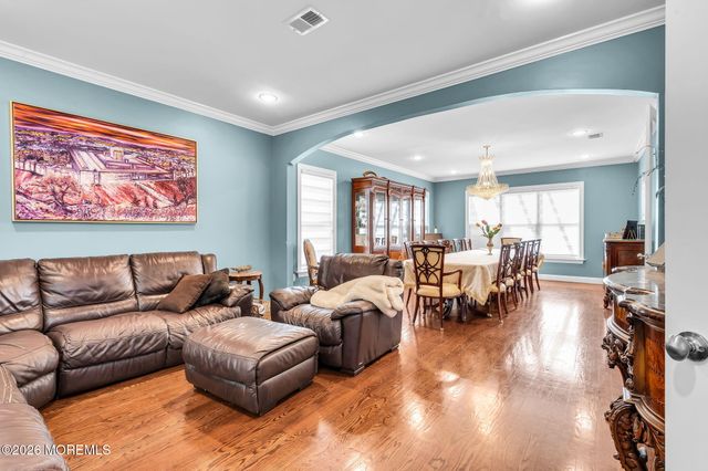 1020 Netherwood Drive, Lakewood, NJ 08701