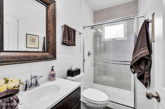 1020 Netherwood Drive, Lakewood, NJ 08701