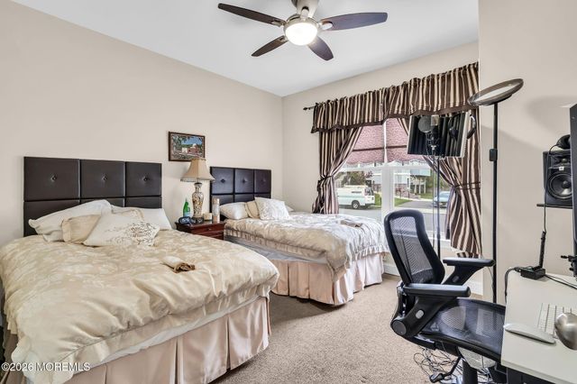 1020 Netherwood Drive, Lakewood, NJ 08701