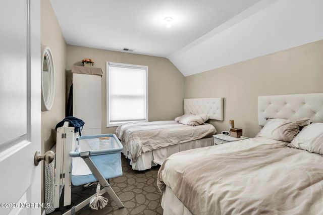 1020 Netherwood Drive, Lakewood, NJ 08701