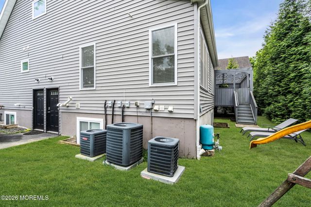 1020 Netherwood Drive, Lakewood, NJ 08701
