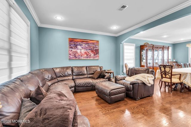 1020 Netherwood Drive, Lakewood, NJ 08701