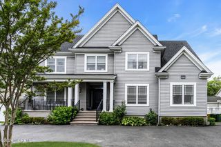 1020 Netherwood Drive, Lakewood, NJ 08701