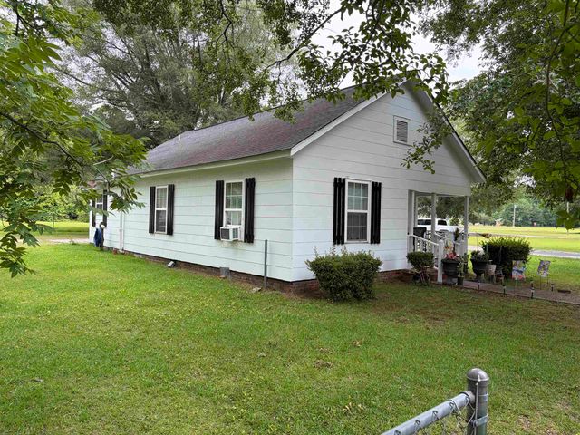 115 Floyd St., Mullins, SC 29574