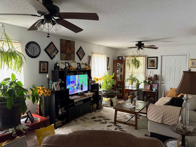 115 Floyd St., Mullins, SC 29574