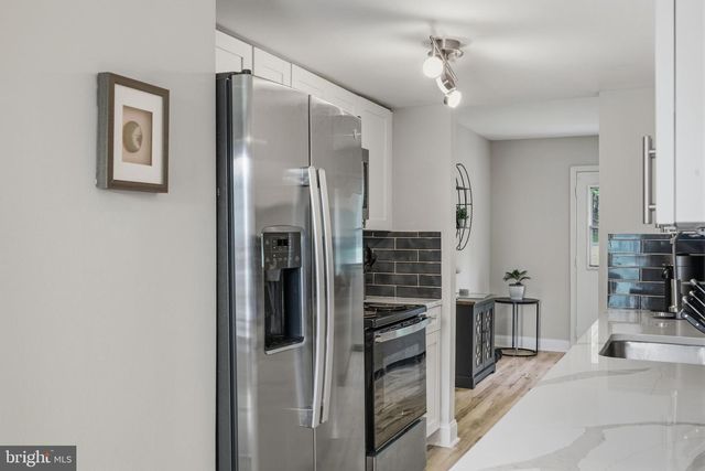 7110 MARBURY CT, District Heights, MD 20747