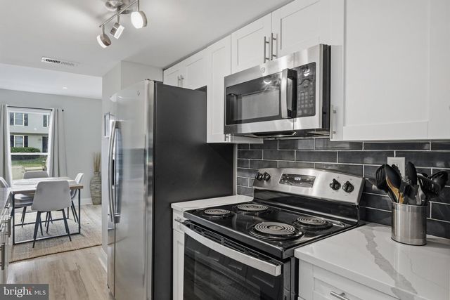 7110 MARBURY CT, District Heights, MD 20747