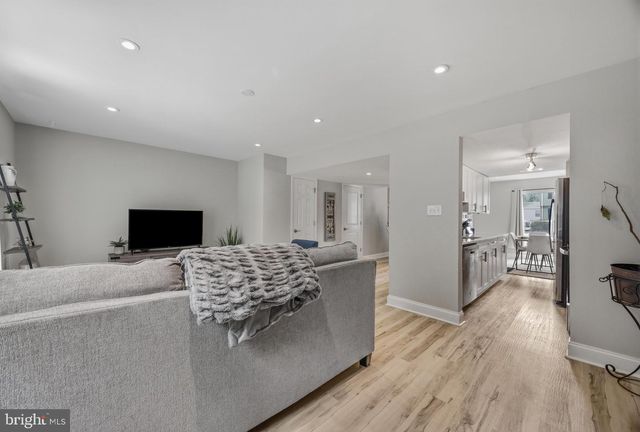 7110 MARBURY CT, District Heights, MD 20747