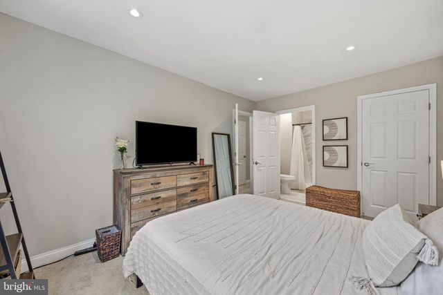 7110 MARBURY CT, District Heights, MD 20747