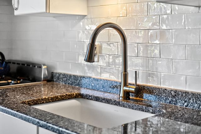 33 Landmark Avenue, Mashpee, MA 02649