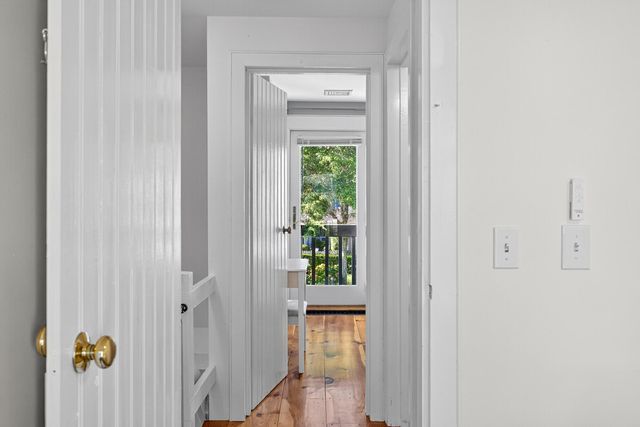 33 Landmark Avenue, Mashpee, MA 02649