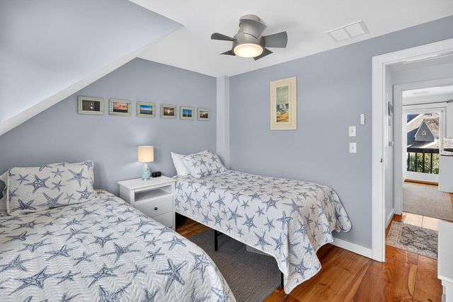 33 Landmark Avenue, Mashpee, MA 02649