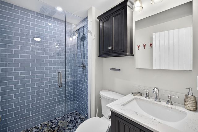 33 Landmark Avenue, Mashpee, MA 02649