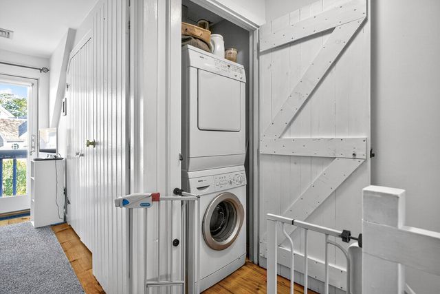 33 Landmark Avenue, Mashpee, MA 02649