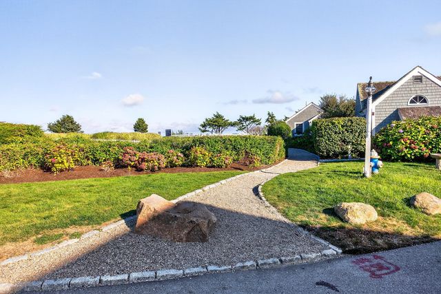 33 Landmark Avenue, Mashpee, MA 02649