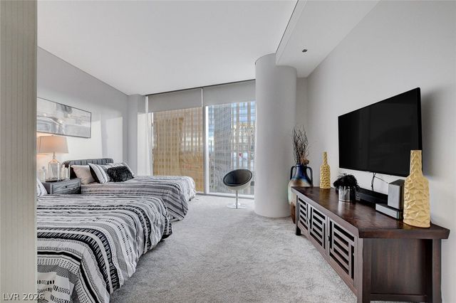 3722 Las Vegas Boulevard 811, Las Vegas, NV 89158