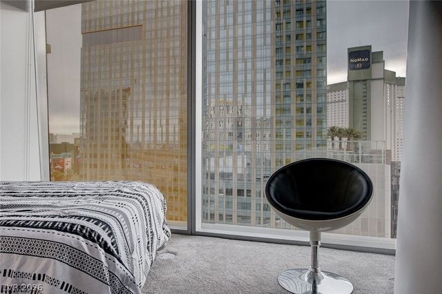 3722 Las Vegas Boulevard 811, Las Vegas, NV 89158