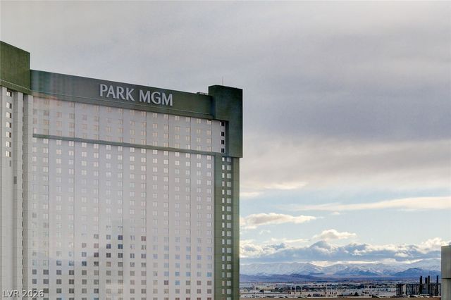 3722 Las Vegas Boulevard 811, Las Vegas, NV 89158