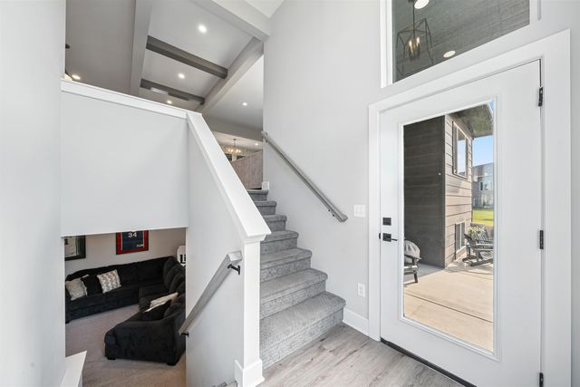 1712 Summerchase Pl, Derby, KS 67037