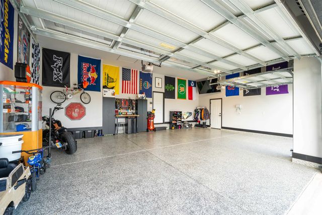 1712 Summerchase Pl, Derby, KS 67037