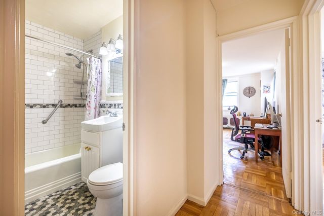 55 Knolls Crescent 4E, Bronx, NY 10463