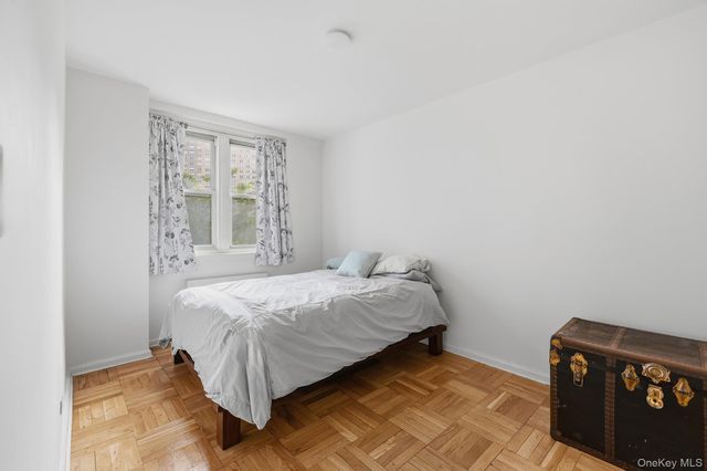 55 Knolls Crescent 4E, Bronx, NY 10463